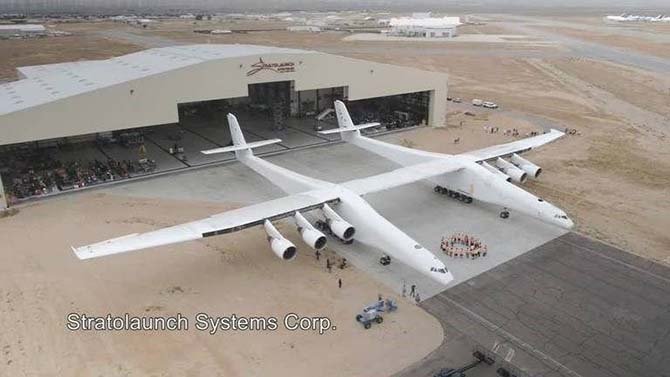 stratolaunch-014.jpg