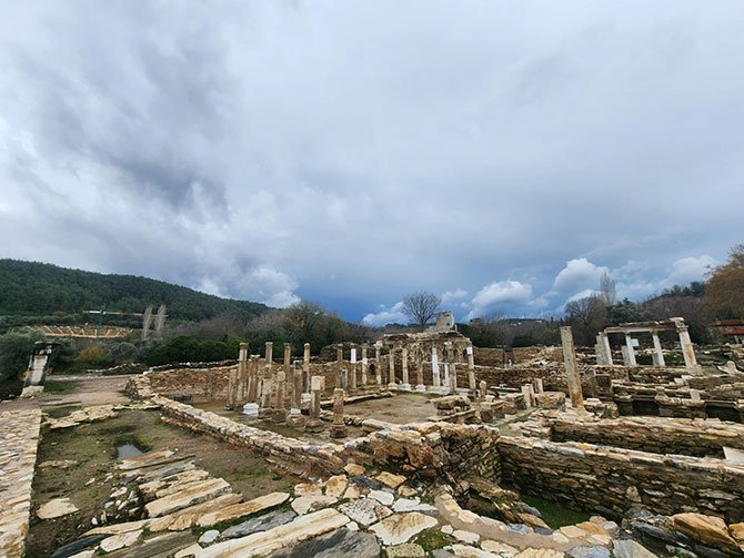 stratonikeia-antik-kenti-002.jpg