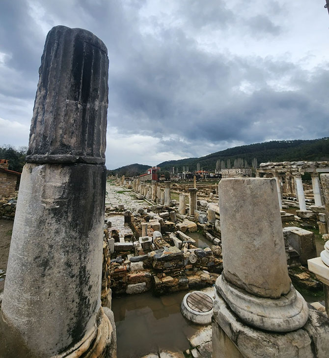 stratonikeia-antik-kenti-004.jpg