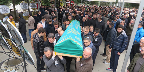 suha-cenaze1.jpg suha-cenaze1.jpg