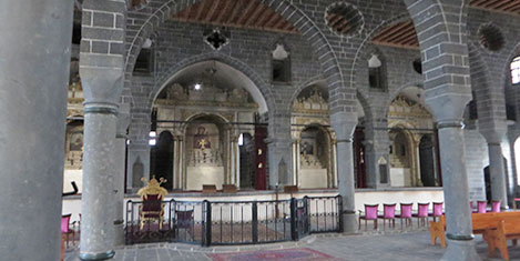 surp-giragos-2.jpg