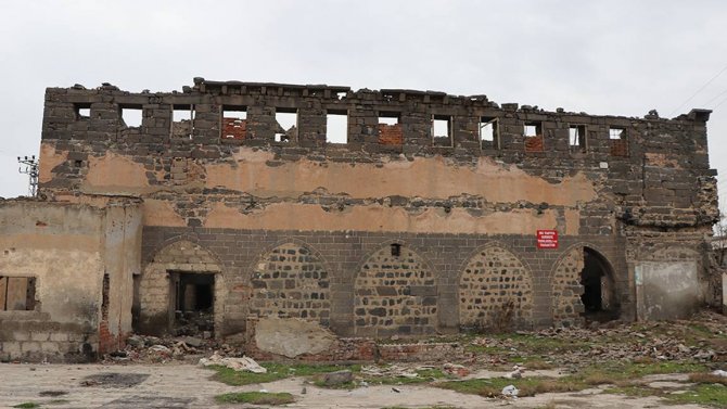 surp-sarkis-kilisesi.jpg