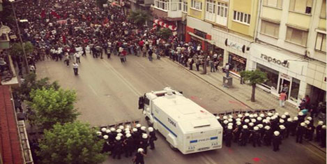 taksim-gezi-parki-direnis-555.jpg taksim-gezi-parki-direnis-555.jpg