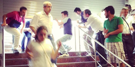 taksim-gezi-parki-direnis-90.jpg taksim-gezi-parki-direnis-90.jpg