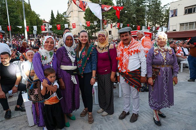 tarihi-elmali-yagli-pehlivan-guresleri,.jpg