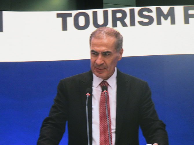tarik-sonmez-001.jpg