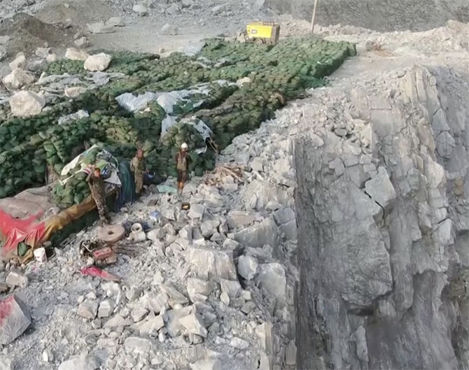 tayvan,-deprem-001.jpg