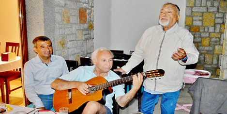 tiana-selcuk-hursid-sedat.jpg tiana-selcuk-hursid-sedat.jpg