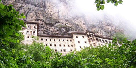 trabzon-sumela.jpg trabzon-sumela.jpg