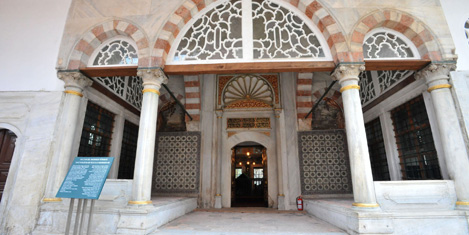 turbe-ayasofya3.jpg