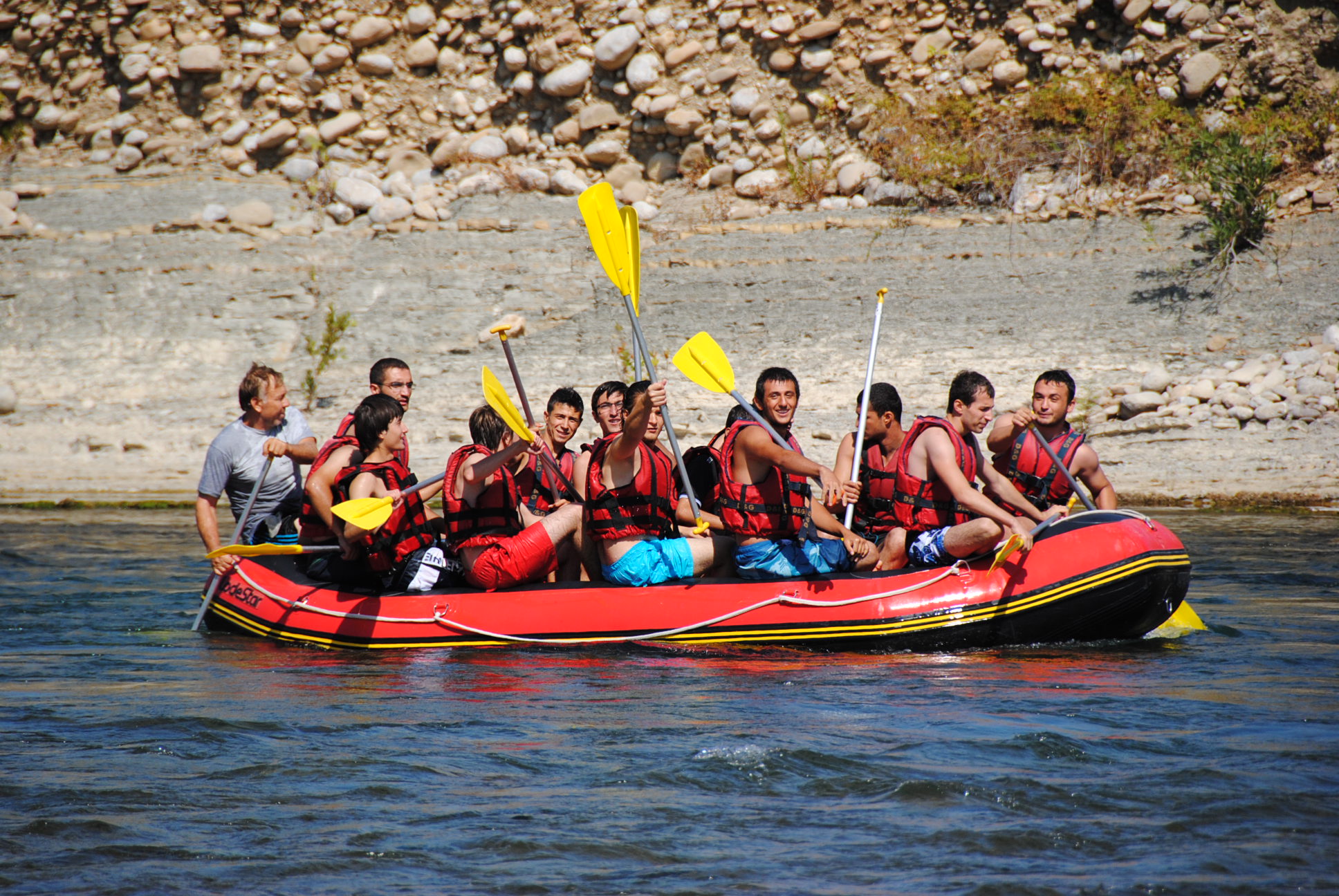 turist,-kano,-rafting-003.jpg