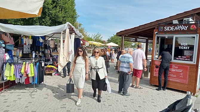 turistler-side-003.jpg