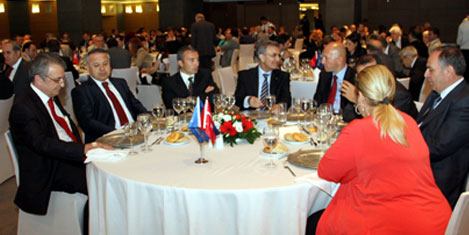 turob-yemek1.jpg turob-yemek1.jpg