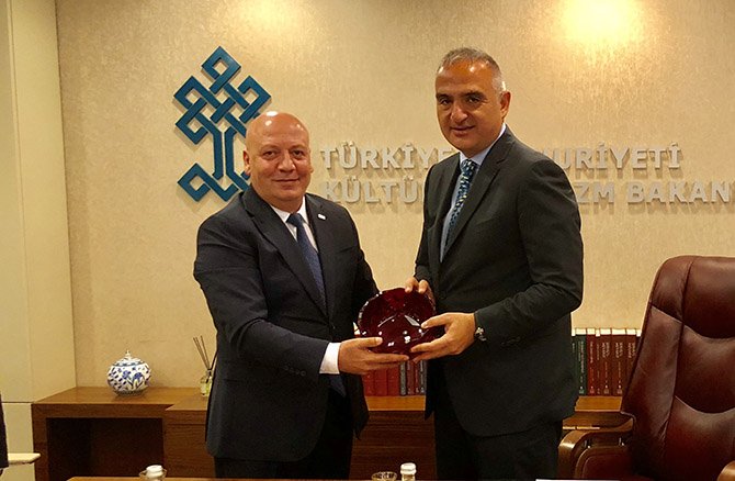 turoyd-bakan-ersoy.jpg