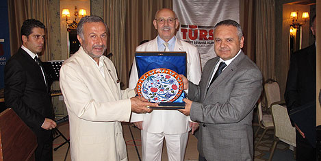 tursab-asya-iftar-feyzullah.jpg tursab-asya-iftar-feyzullah.jpg