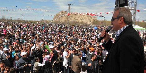 van-23-nisan-2.jpg van-23-nisan-2.jpg