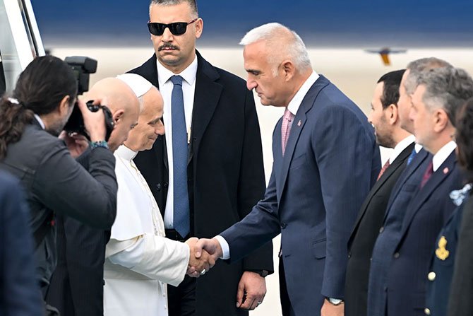vatikan-devlet-baskani-papa-14.-leo.jpg