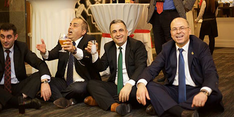 yerde-rakilar.jpg