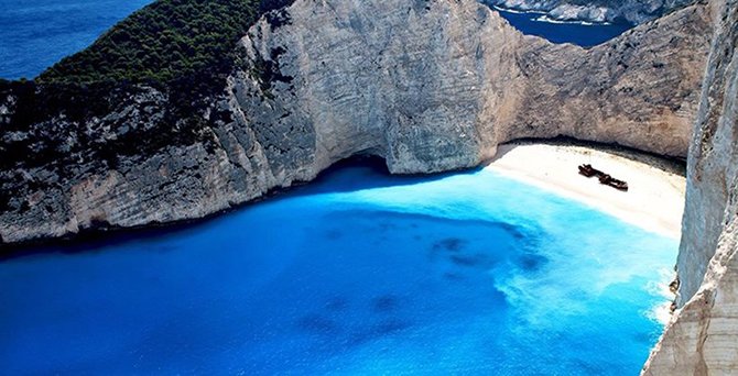 zakynthos-adasinda-navagio.jpeg